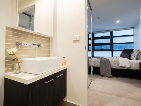 LittleStay Sutherland - 3 Bedroom Aptm - Accommodation in Bendigo 11