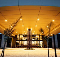 Quality Suites Seasons 5 - Accommodation in Bendigo