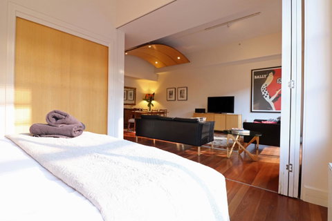 Majorca Magic On Flinders Lane - Rejuvenate Stays - Accommodation in Bendigo 2