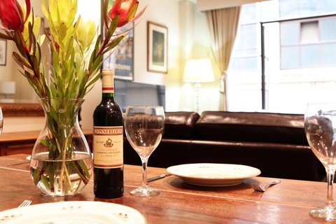 Majorca Magic On Flinders Lane - Rejuvenate Stays - Accommodation in Bendigo 34