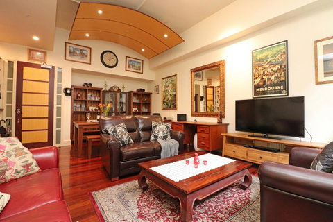 Majorca Magic On Flinders Lane - Rejuvenate Stays - Accommodation in Bendigo 26