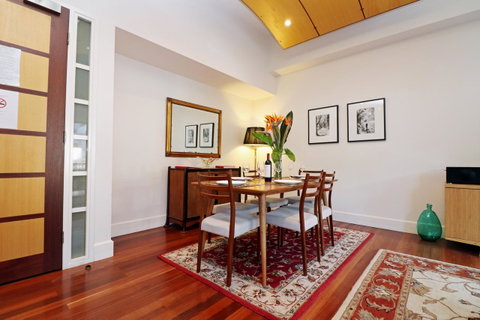 Majorca Magic On Flinders Lane - Rejuvenate Stays - Accommodation in Bendigo 5