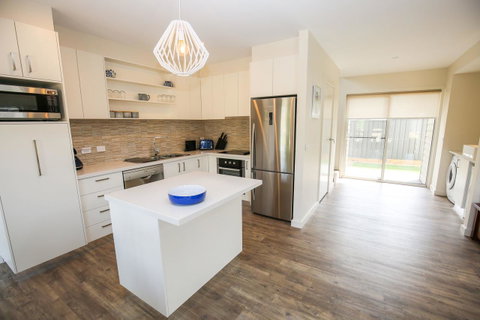 Amber Mist Villa Two - Accommodation in Bendigo 8