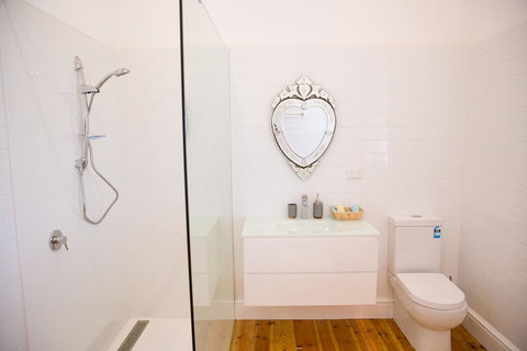 Cape Nelson Lighthouse - Accommodation in Bendigo 16