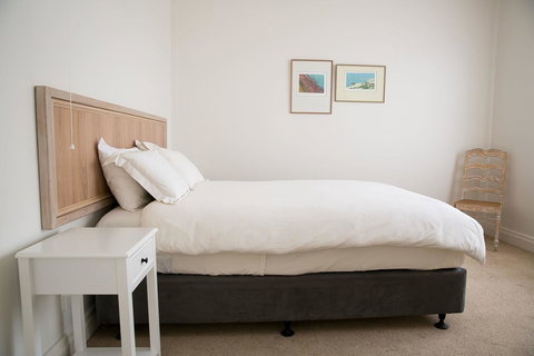 Cape Nelson Lighthouse - Accommodation in Bendigo 10