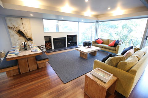Lorne Luxury - Accommodation in Bendigo 12