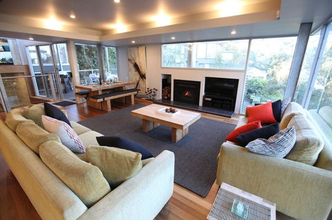 Lorne Luxury - Accommodation in Bendigo 8