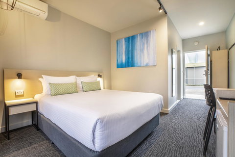 Nightcap At Excelsior Hotel - Accommodation in Bendigo 15