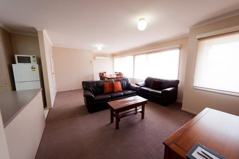 National Hotel Complex Bendigo - Accommodation in Bendigo 36