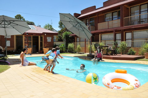 National Hotel Complex Bendigo - Accommodation in Bendigo 12