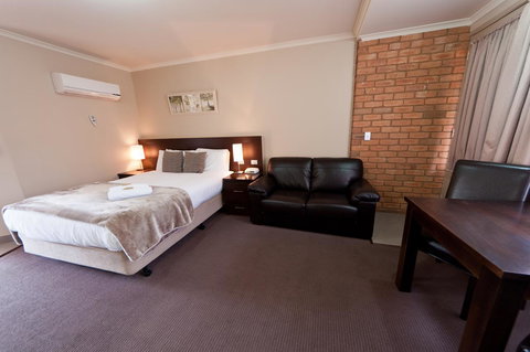 National Hotel Complex Bendigo - Accommodation in Bendigo 11