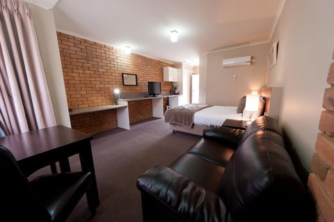 National Hotel Complex Bendigo - Accommodation in Bendigo 0
