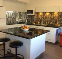 Austral Place 88 via Merri River - Accommodation in Bendigo