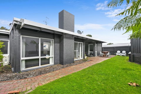 Mysa Anglesea Sleeps 7 WiFi SmartTV Cafes Shops - Accommodation in Bendigo 5