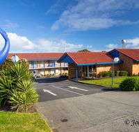 Blue Whale Motor Inn  Apartments - Accommodation in Bendigo