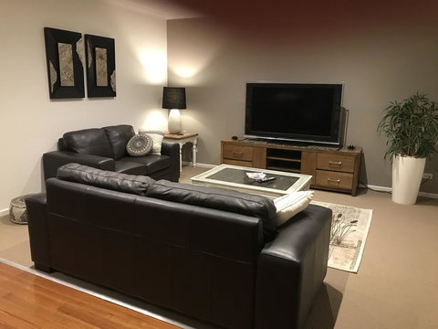 Black Lotus Townhouse - Accommodation in Bendigo 7