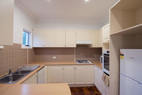 Buckingham Apartments - Accommodation in Bendigo 1