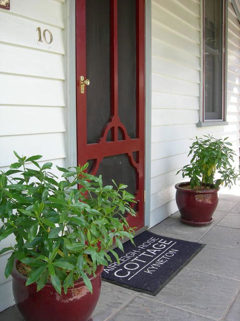 Airleigh-Rose Cottage - Accommodation in Bendigo 28