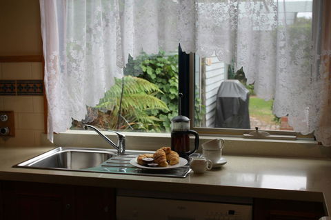 Airleigh-Rose Cottage - Accommodation in Bendigo 33