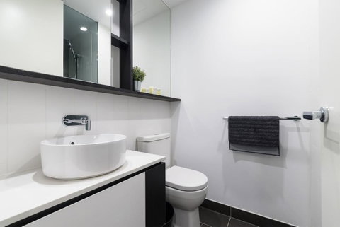 Astrina 2 Bed 2 Bath Apartment - Accommodation in Bendigo 9