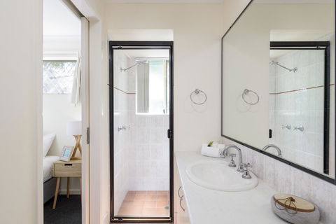 Rainbow Getaway Holiday Apartments - Accommodation in Bendigo 8