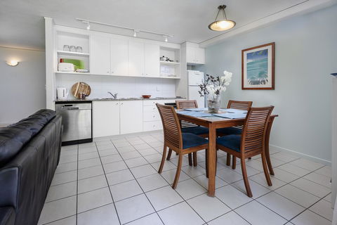 Coloured Sands - Rainbow Beach Resort - 5 Mins To Beach - Accommodation in Bendigo 3