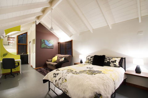 Airlie Beach Eco Cabins - Adults Only - Accommodation in Bendigo 25