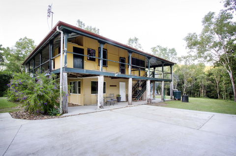 Airlie Beach Eco Cabins - Adults Only - Accommodation in Bendigo 44