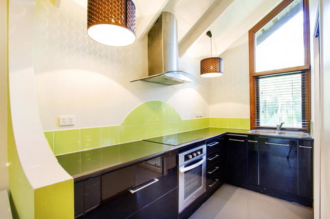Airlie Beach Eco Cabins - Adults Only - Accommodation in Bendigo 10