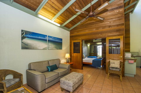 Island Leisure Resort - Accommodation in Bendigo 16