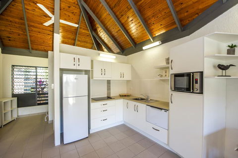 Island Leisure Resort - Accommodation in Bendigo 4