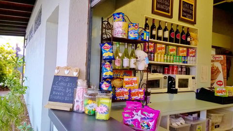 Island Leisure Resort - Accommodation in Bendigo 19