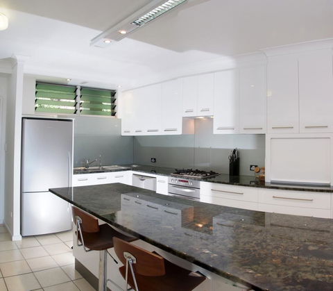 Poinciana 112 - Accommodation in Bendigo 13