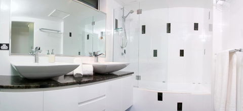 Poinciana 112 - Accommodation in Bendigo 15