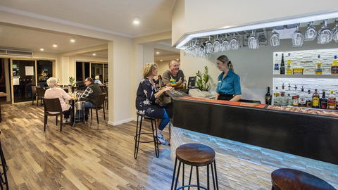 The Beach Motel Hervey Bay - Accommodation in Bendigo 19