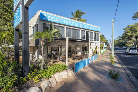 The Beach Motel Hervey Bay - Accommodation in Bendigo 3