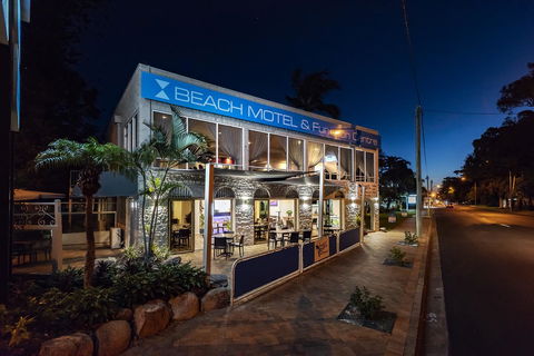 The Beach Motel Hervey Bay - Accommodation in Bendigo 16