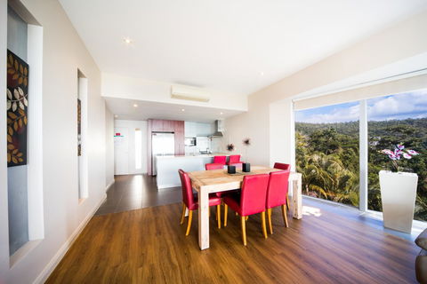 Whitsunday Reflections - Accommodation in Bendigo 14