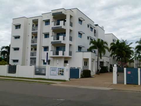 Madison Ocean Breeze Apartments - Accommodation in Bendigo 2
