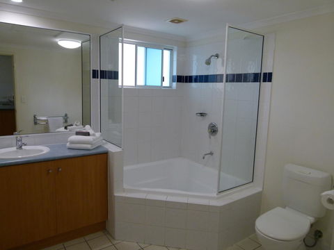 Madison Ocean Breeze Apartments - Accommodation in Bendigo 34