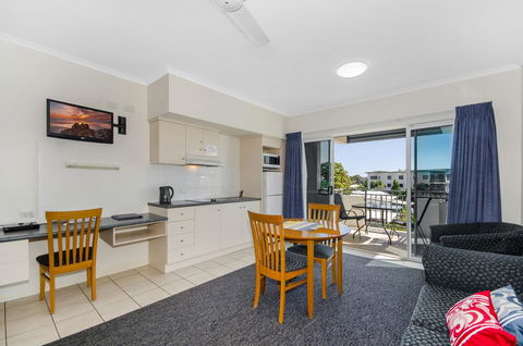 Madison Ocean Breeze Apartments - Accommodation in Bendigo 12