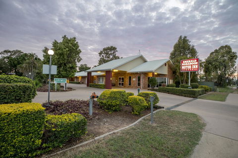 Emerald Maraboon Motor Inn - Accommodation in Bendigo 6