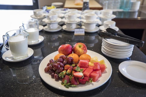 Emerald Maraboon Motor Inn - Accommodation in Bendigo 2