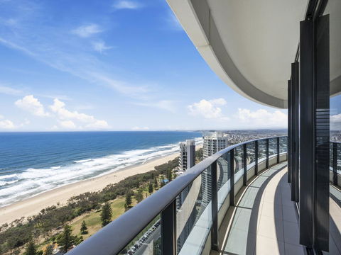 Oracle Resort Broadbeach - Gclr - Accommodation in Bendigo 18