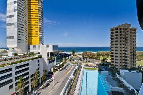 Oracle Resort Broadbeach - Gclr - Accommodation in Bendigo 8
