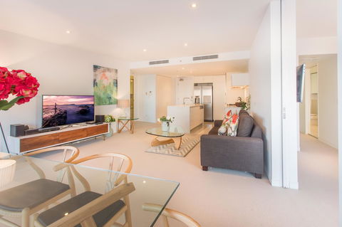 Oracle Resort Broadbeach - Gclr - Accommodation in Bendigo 12
