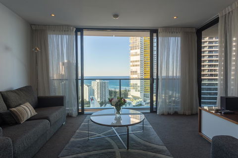 Oracle Resort Broadbeach - Gclr - Accommodation in Bendigo 40