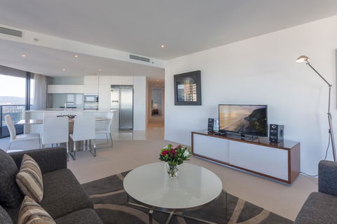 Oracle Resort Broadbeach - Gclr - Accommodation in Bendigo 7