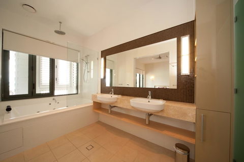 The Boathouse Apartments - Accommodation in Bendigo 16
