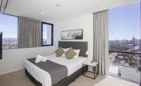 Qube Broadbeach - Accommodation in Bendigo 1